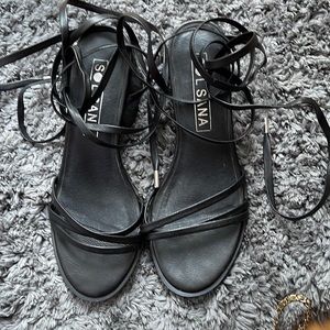 Sol Sana women shoe lace up with black and leather straps